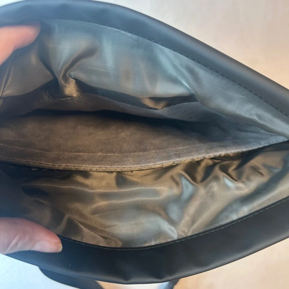NIID‎ Urbanature Radiant R1 Sling Bag Unisex OS Black Techwear Crossbody